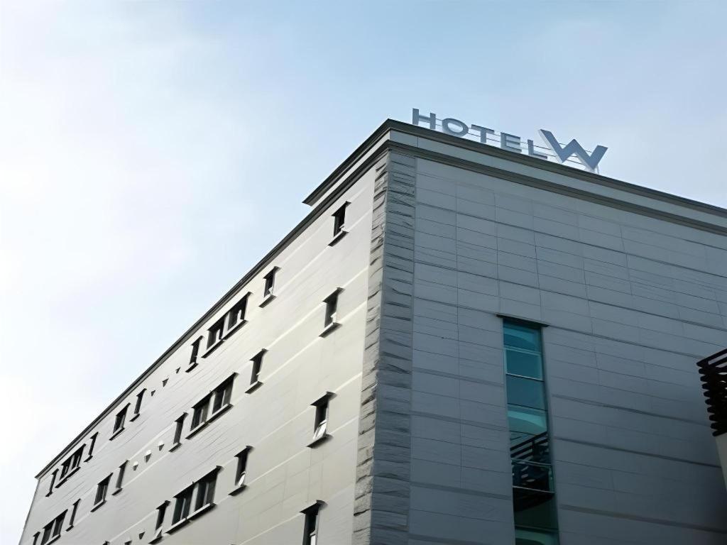 Hotel W Shinjeju Exterior photo